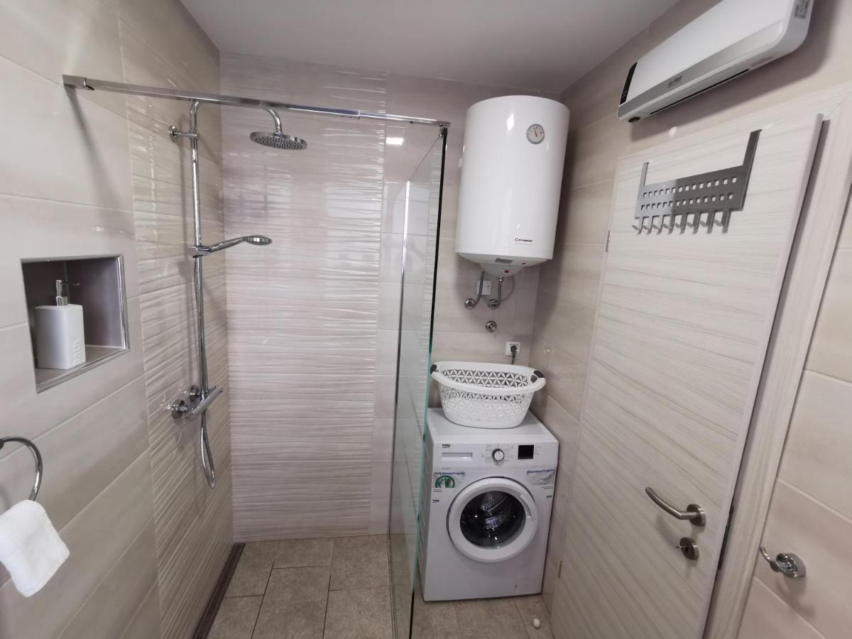 Apartments Alexandra Celje Bagian luar foto